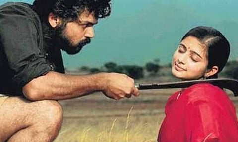 A still from Paruthiveeran