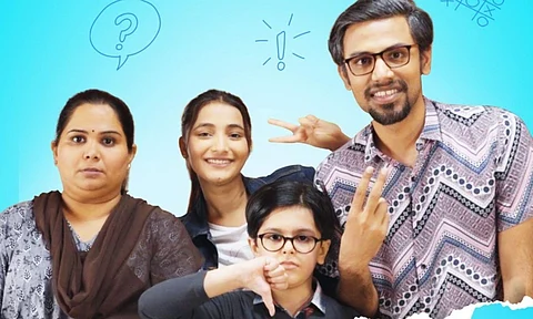 Promo still of Hum Do Teen Chaar