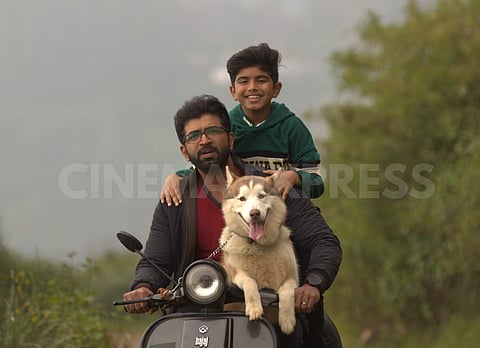A still from Oh My Dog
