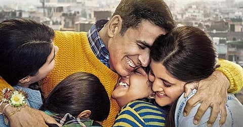 Akshay Kumar in the poster of Raksha Bandhan