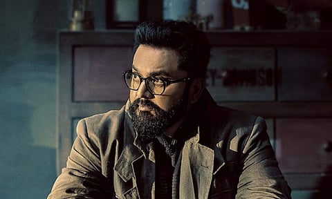 Sarath Kumar's look from Mazhai Pidikatha Manithan out