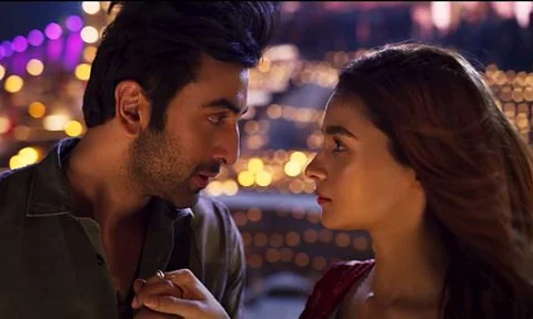 Brahmastra song Kesariya out: Ranbir Kapoor and Alia Bhatt romance to Arijit Singh’s soulful voice