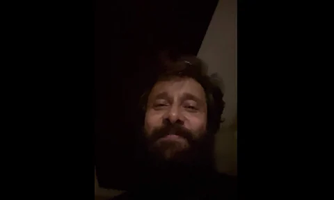 Chiyaan Vikram joins Twitter