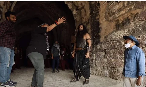 Ponniyin Selvan -1 makers share glimpse of the making of Chola Chola song