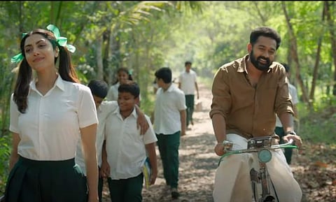 First single from Asif Ali-Mamta film Maheshum Maruthiyum is here