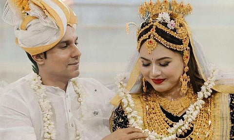 Randeep Hooda, Lin Laishram share first official wedding pics from traditional Meitei ceremony