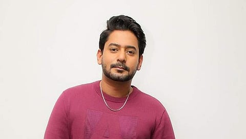 Prajwal Devaraj to debut in Telugu with NRI