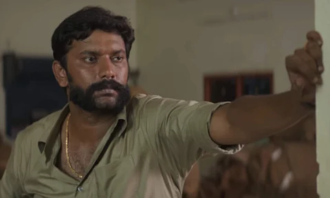 Kazhuvethi Moorkan trailer is here
