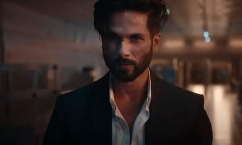 Bloody Daddy trailer: Shahid Kapoor steals from Ronit Roy, burns his goons with a flamethrower