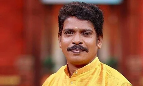 Malayalam actor Kollam Sudhi dies in car crash