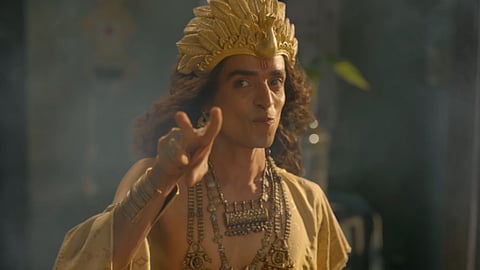 Naadaake Naadakam song from Ratheesh Balakrishna Poduval's Sureshanteyum Sumalathayudeyum Hridayahaariyaaya Pranayakatha out