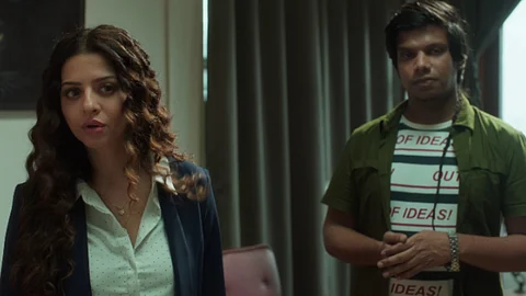 Teaser of Vedhika's Gajaana out