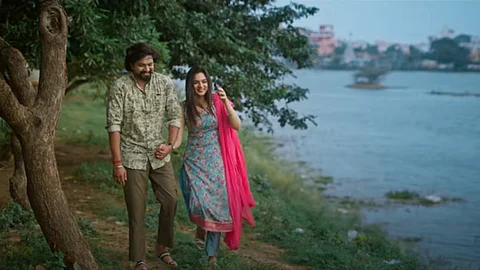 'Konjam Pakkam Vaa' song from Jinn out