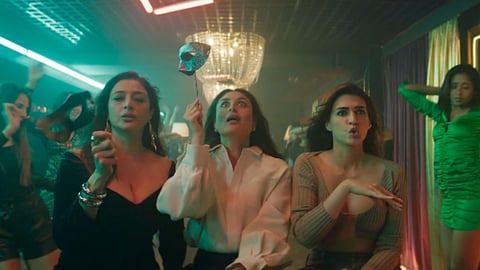'Ghagra' song from Crew out