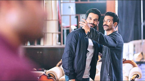 Rajkummar Rao and Vinod Rawat in Pushtaini