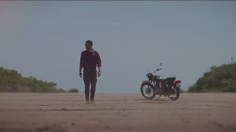Akshay Kumar in a still from the song's music video