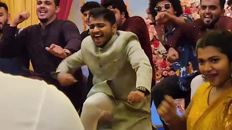 Makers of Guruvayoorambala Nadayil share dance BTS