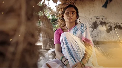 A still from Revu
