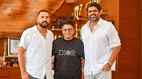 (from left) Yuvraj Singh, Bhushan Kumar and Ravi Bhagchandka