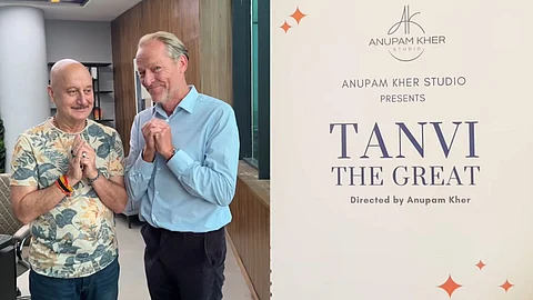 Anupam Kher (L) and Iain Glen (R)