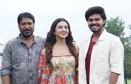 Lead cast of LYF with director Pavan Ketharaju