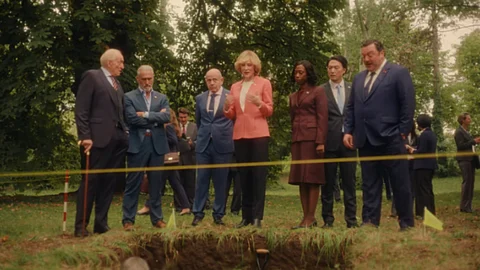 Rumours trailer: World leaders get caught in an apocalypse