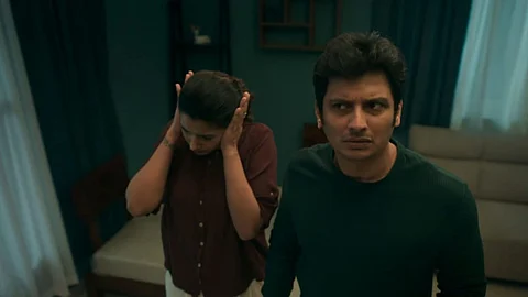 Black Trailer: Jiiva-Priya Bhavani Shankar play a distraught couple in this home invasion thriller