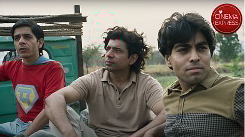 Written by Javed Akhtar, it is composed by Sachin-Jigar who have sung it along with Divya Kumar and Sayee Gangan 