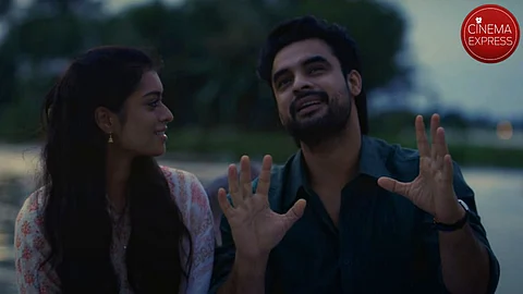 First single 'Minnalvala' from Tovino Thomas-starrer Narivetta is here