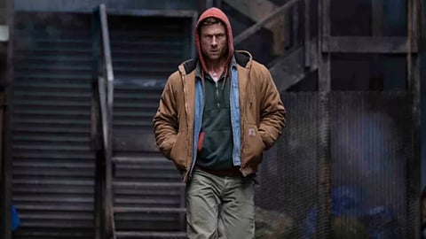 Glen Powell on his stunts in The Running Man: 'It really worries my mom'