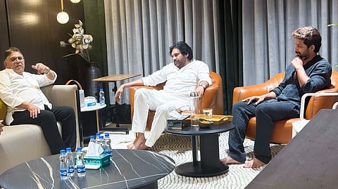Pawan Kalyan’s late night visit to Allu Arjun’s home breaks Telugu internet