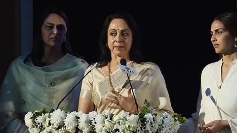 Hema Malini remembers Dharmendra at prayer meet: ‘That work was left pending’