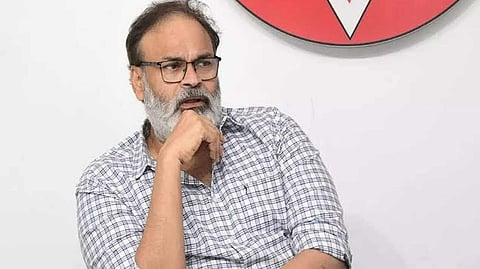 No one can dictate what women should or should not wear: Nagababu