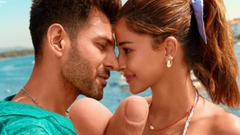 Tu Meri Main Tera Main Tera Tu Meri makes Rs 21 crore in first weekend
