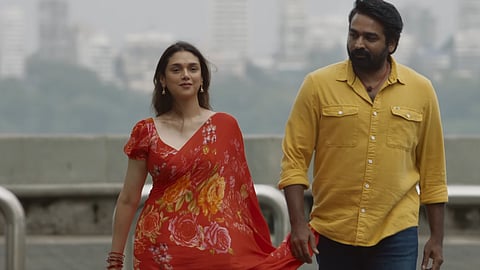 Screengrab of 'Yetho Yetho' in Gandhi Talks featuring Aditi Rao Hydari and Vijay Sethupathi