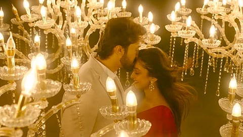 Screengrab from 'Payaname' in Seetha Payanam