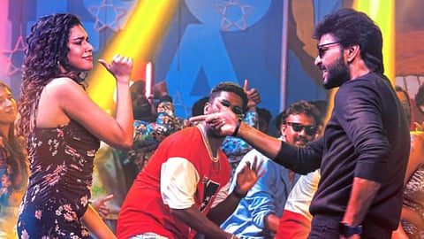 First single 'Akkadi' from Jai's Sattendru Maarudhu Vaanilai is an energetic dance number