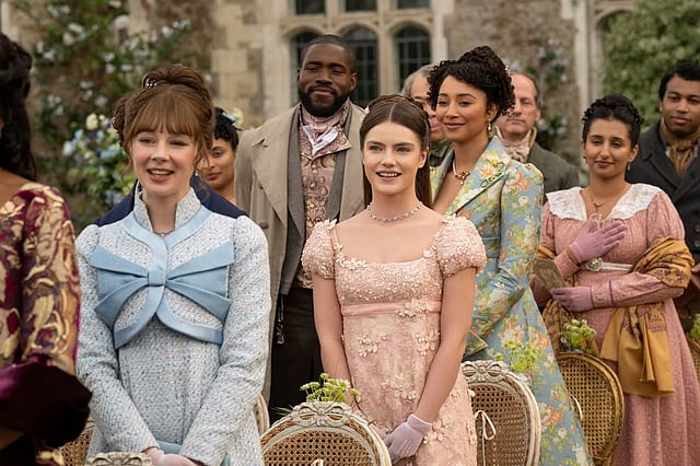 Eloise and Hyacinth in the final scene of Bridgerton season 4