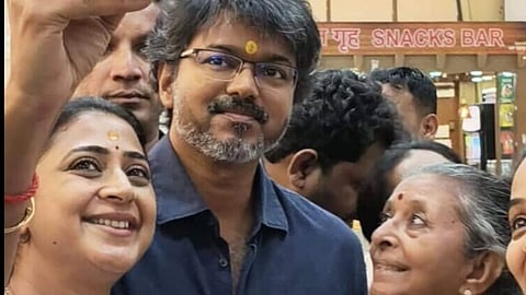 Actor Kaniha pens note on meeting Vijay: 'May the winning force be with you'