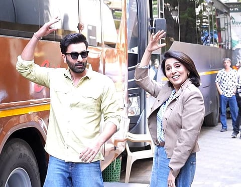 Ranbir Kapoor's impromptu dance with Neetu Kapoor wins hearts