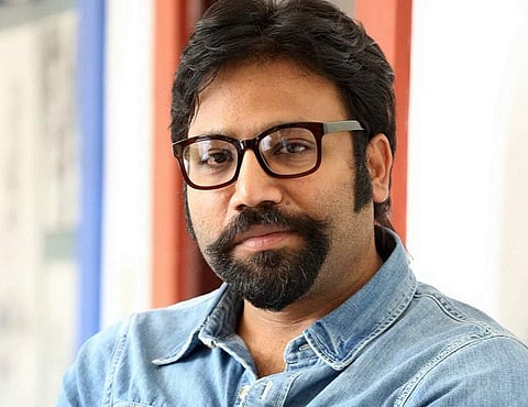 Sandeep in talks with Mahesh, Pawan