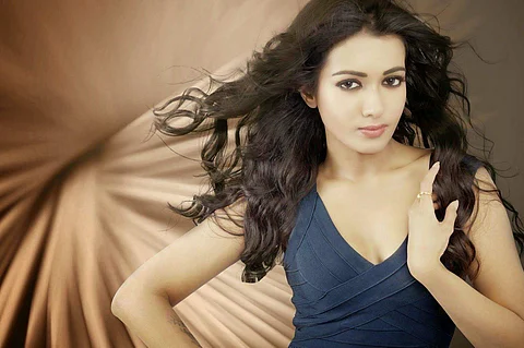 Catherine’s glam avatar in Gautham Nanda
