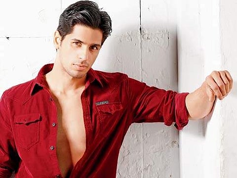 Film reviews are too black and white: Sidharth Malhotra