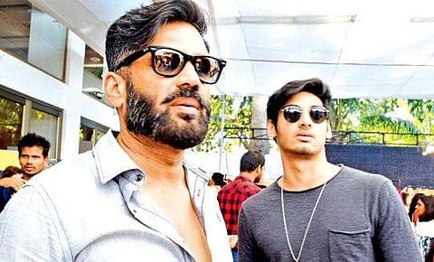 Suniel Shetty advises son Ahan to be a producer&#39;s actor 