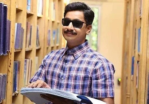 Vijay goes extra mile to play blind role