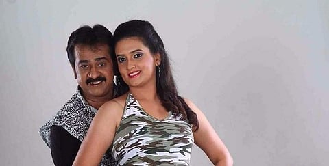 Hello Mama Review: Gross dialogues dilute an already weak script