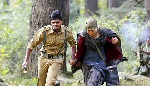 Mehbooba Review: A soulless reincarnation drama