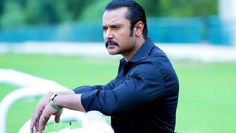 Despite injury, Darshan returns to the sets of Yajamana