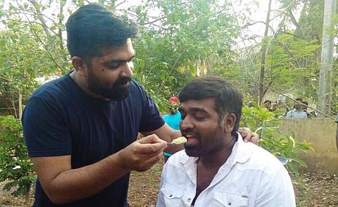 Vijay Sethupathi and Simbu bond on the sets of Chekka Chivantha Vaanam