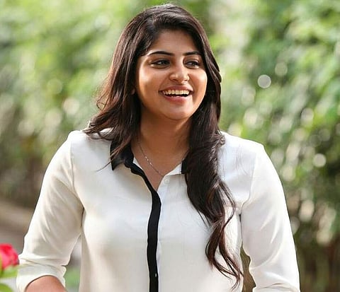 Manjima starts shooting for Devarattam 